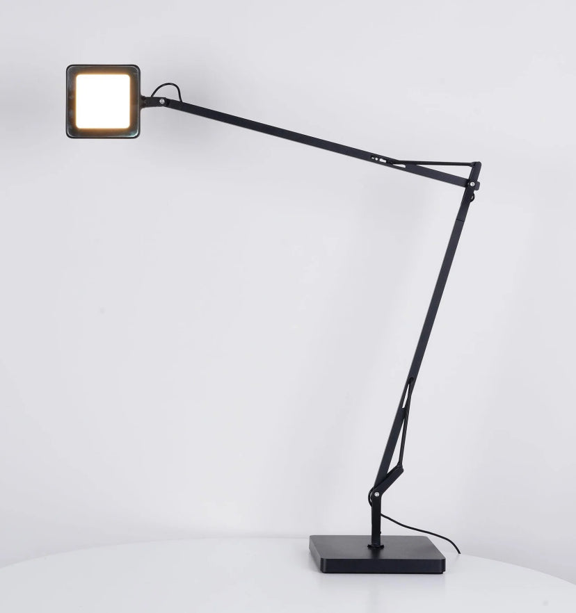 Edge Table Lamp - Yiarolight
