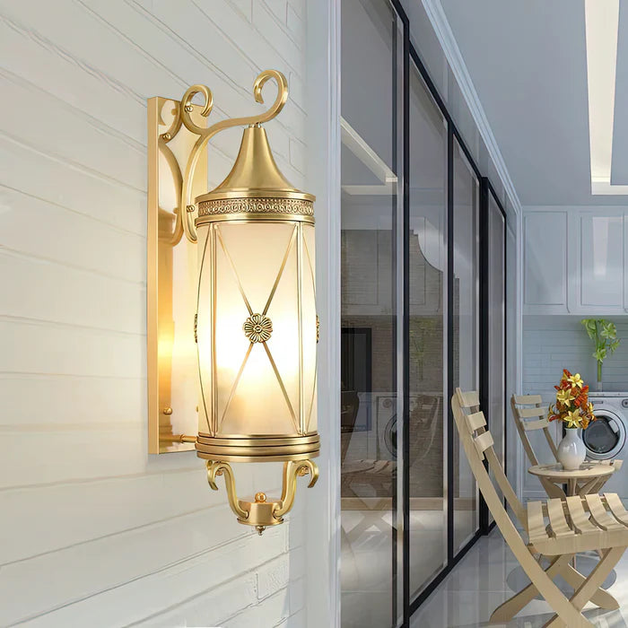 Kimpton Outdoor Wall Light - Auraolight