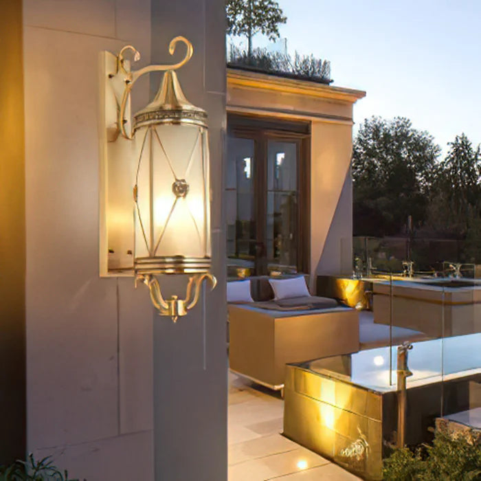 Kimpton Outdoor Wall Light - Auraolight