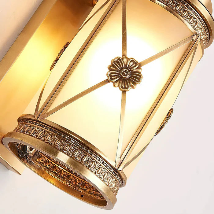Kimpton Outdoor Wall Light - Auraolight