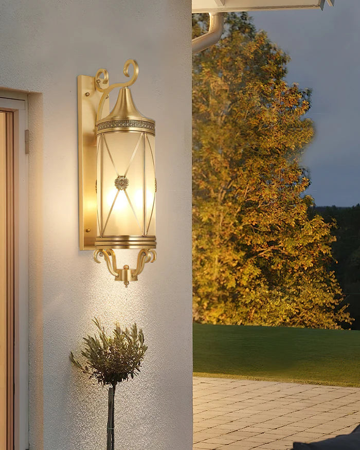 Kimpton Outdoor Wall Light - Auraolight