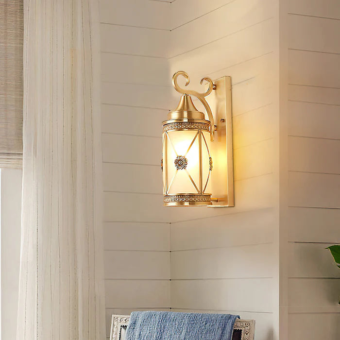 Kimpton Outdoor Wall Light - Auraolight