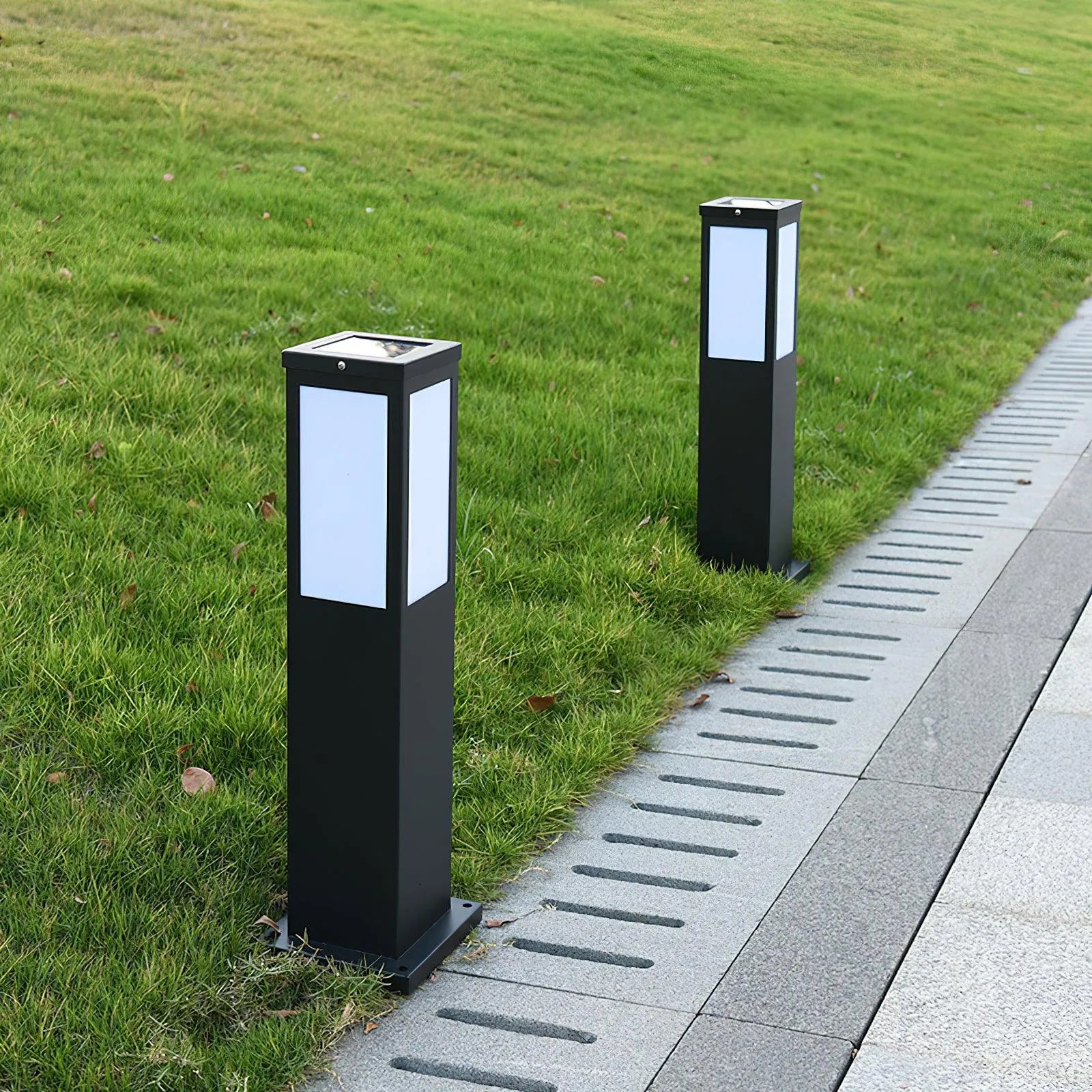 Kuzco Bollard Outdoor Light - Auraolight