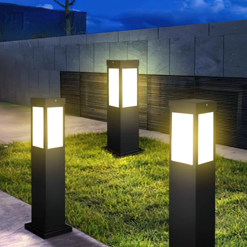 Kuzco Bollard Outdoor Light - Auraolight