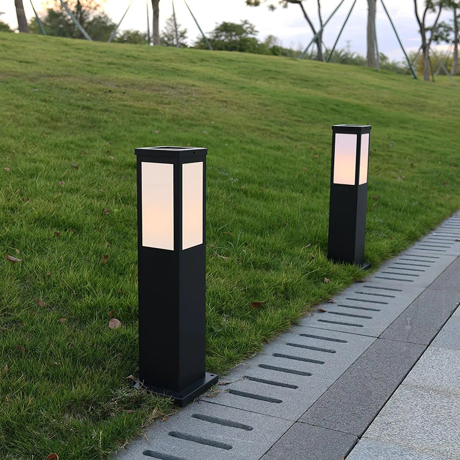 Kuzco Bollard Outdoor Light - Auraolight