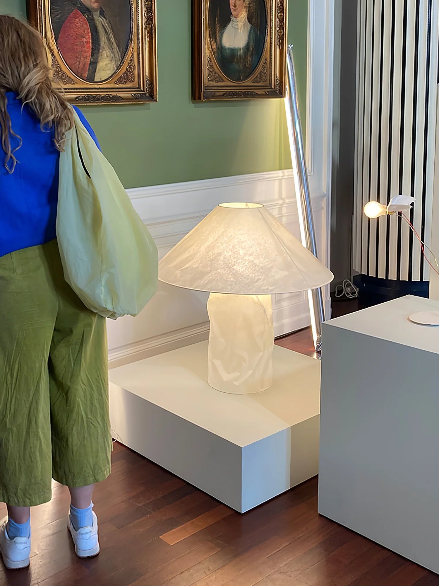 Crinkle Paper Table Lamp - Yiarolight