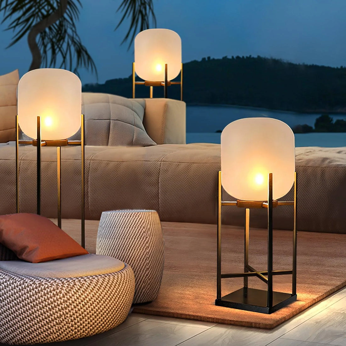 Lantern Outdoor Solar Floor Lamp - Yiarolight