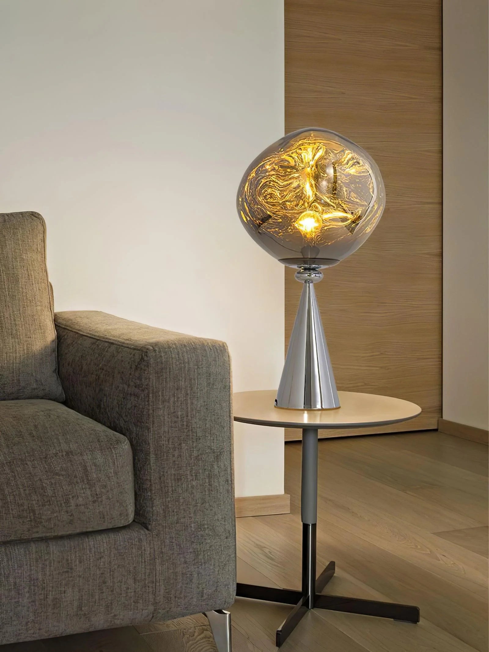 Lava Cone Table Lamp - Auraolight