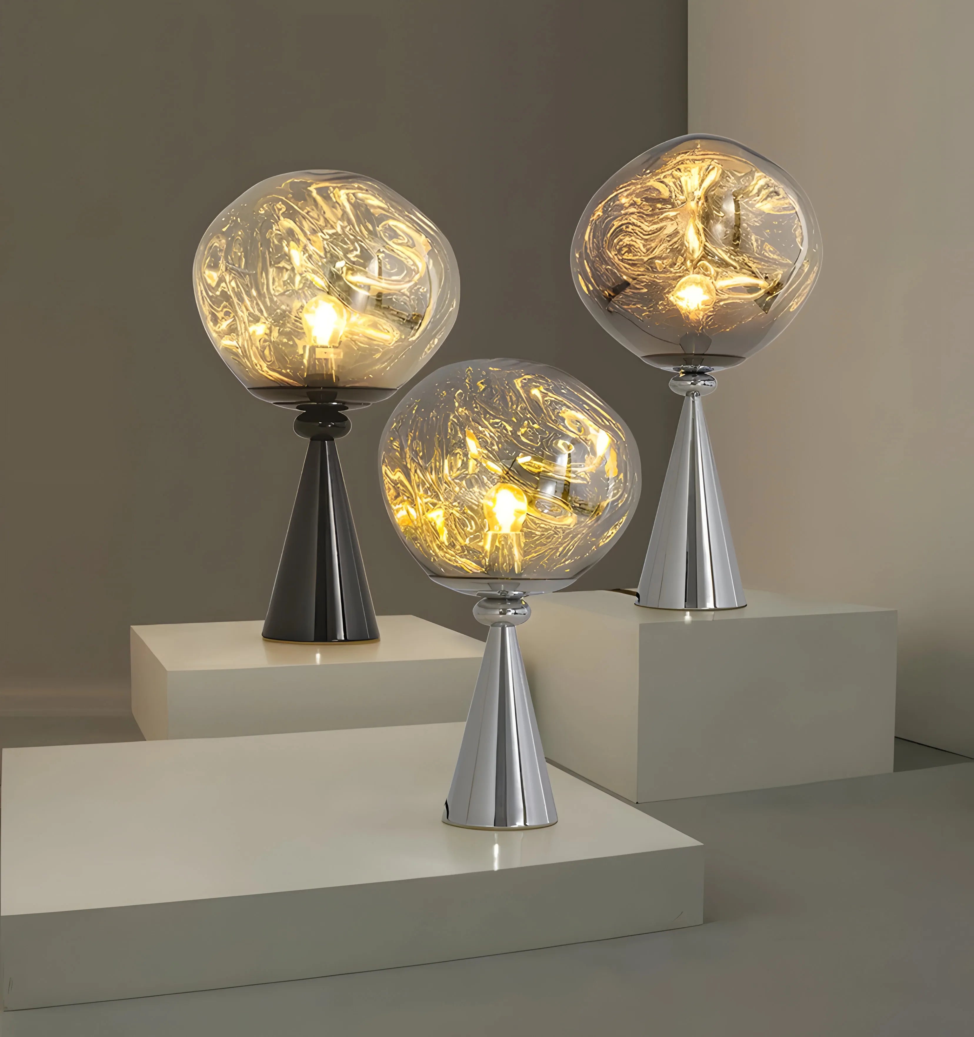 Lava Cone Table Lamp - Auraolight