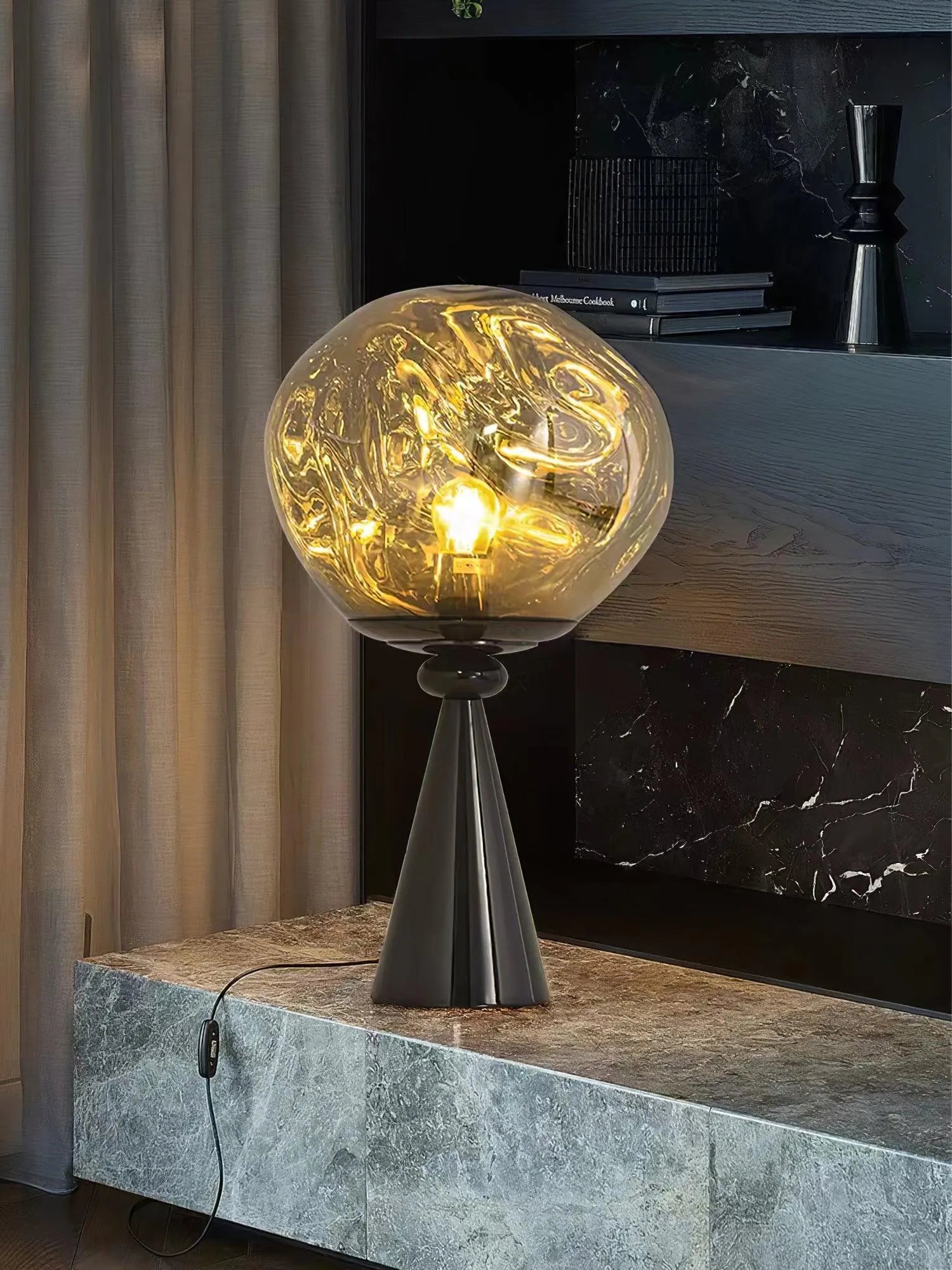 Lava Cone Table Lamp - Auraolight