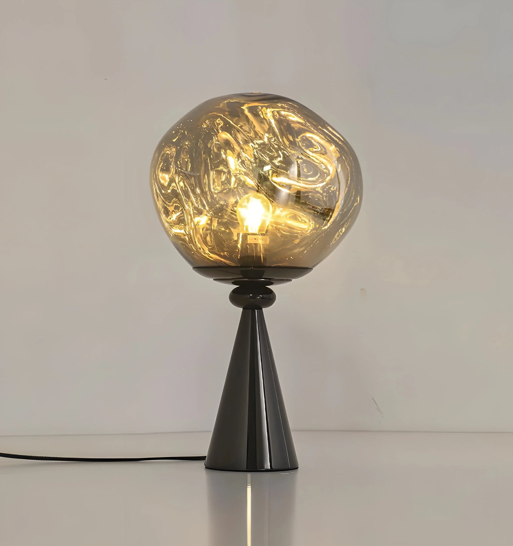 Lava Cone Table Lamp - Auraolight