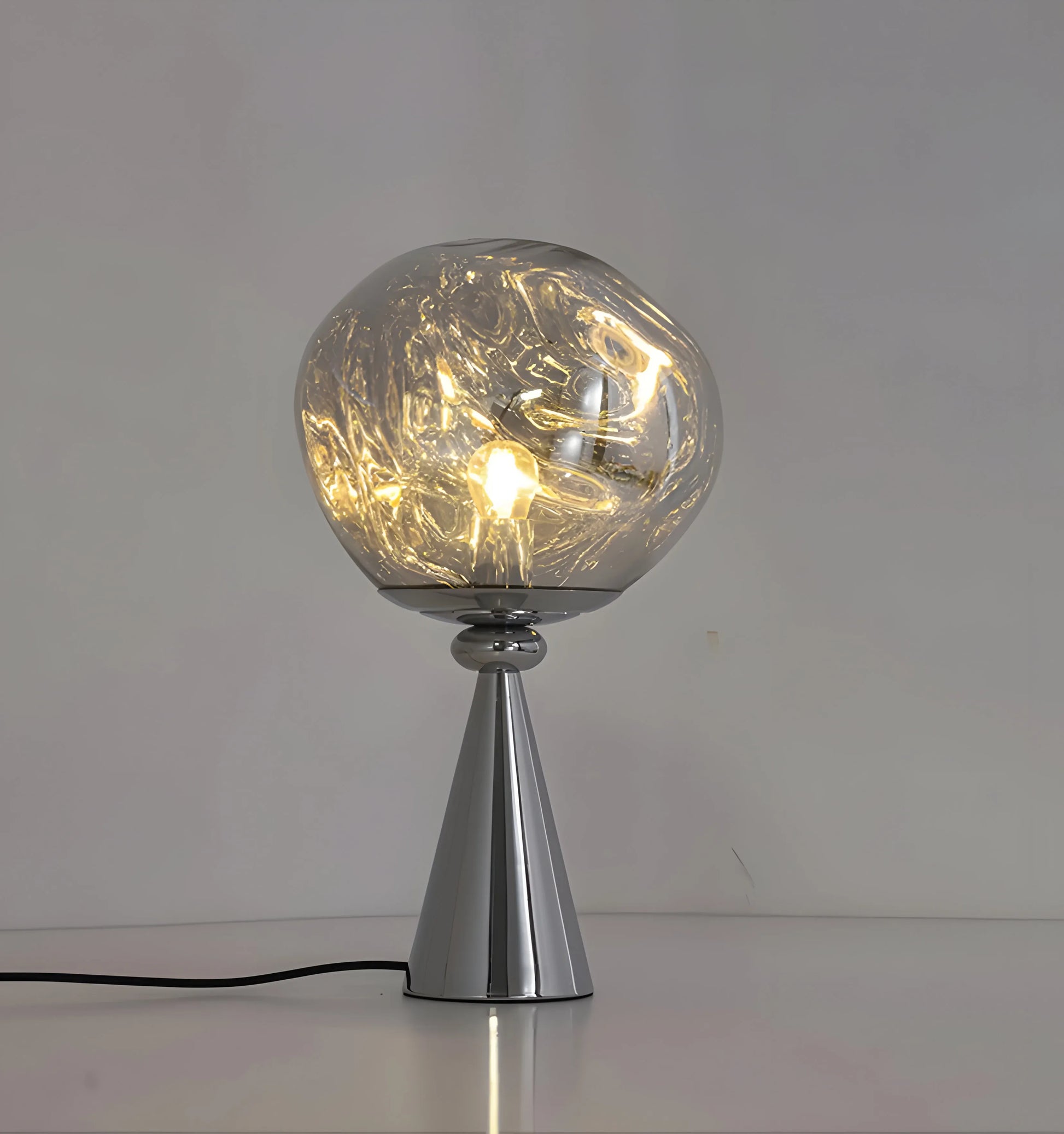 Lava Cone Table Lamp - Auraolight