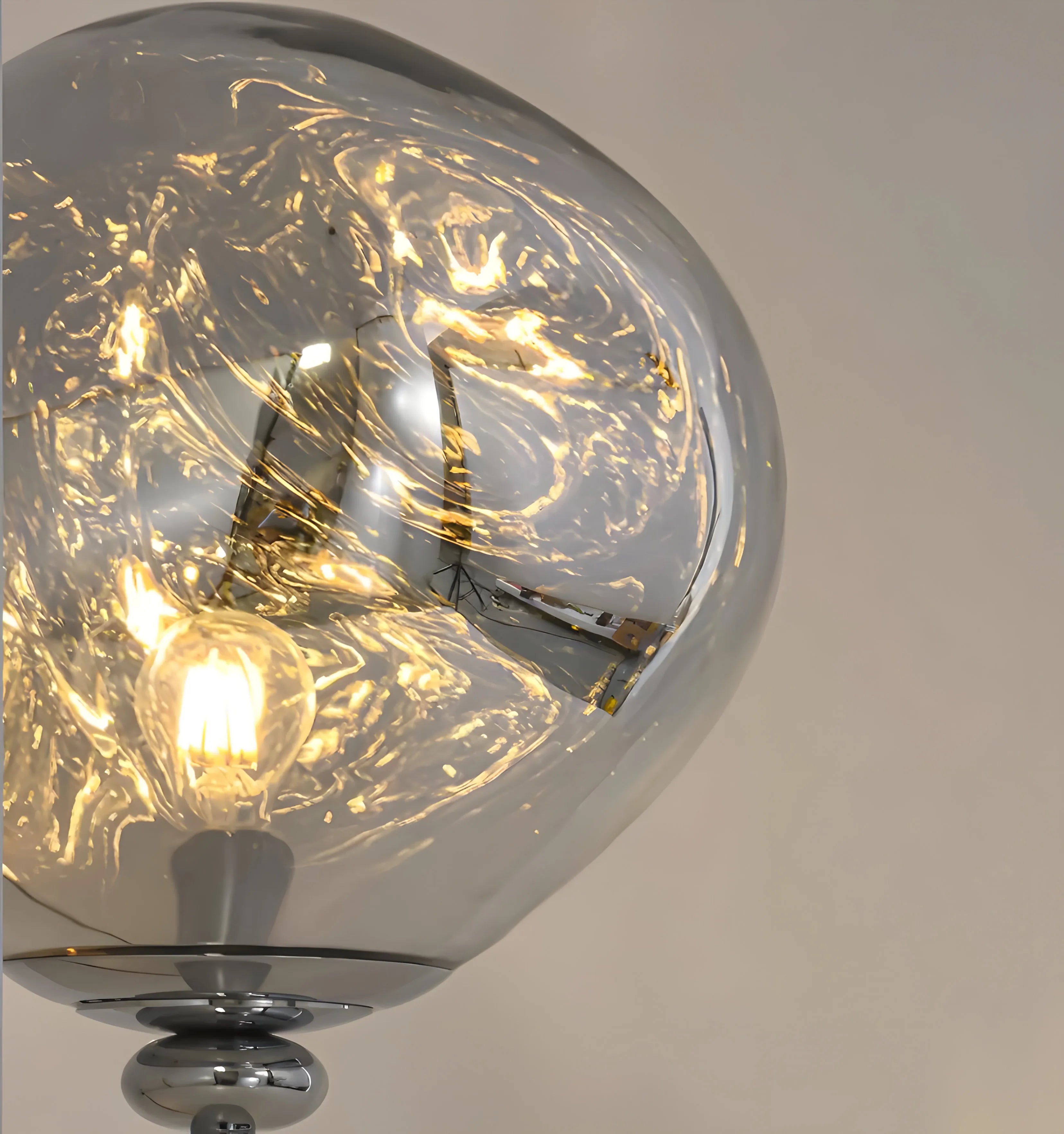 Lava Cone Table Lamp - Auraolight