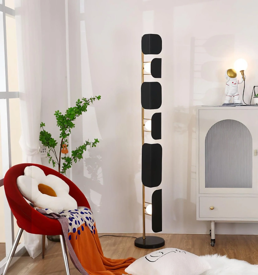 Leagan Floor Lamp - Yiarolight