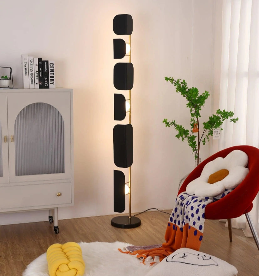Leagan Floor Lamp - Yiarolight