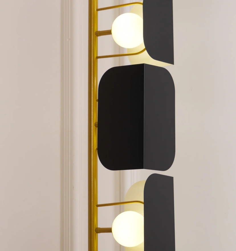 Leagan Floor Lamp - Yiarolight