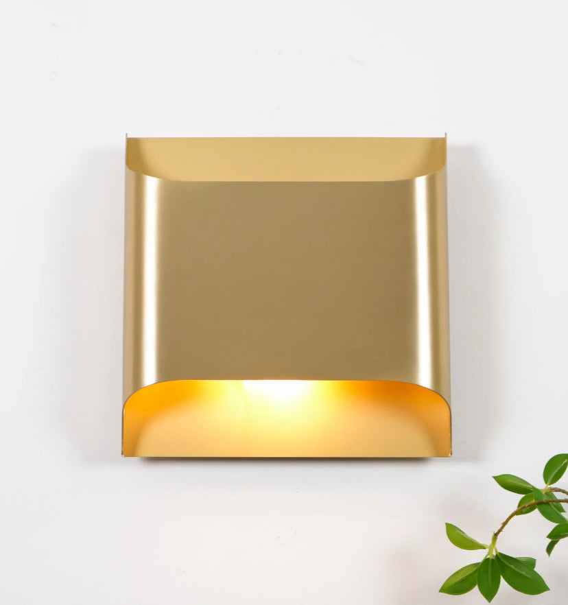 Leclerc Sconce - Yiarolight