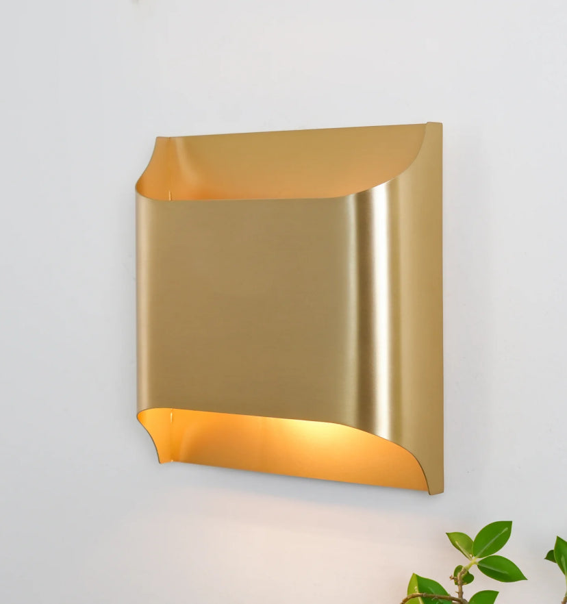 Leclerc Sconce - Yiarolight