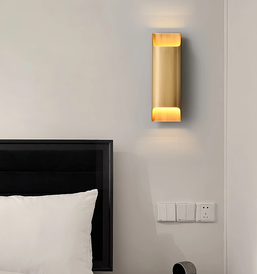 Leclerc Sconce - Yiarolight