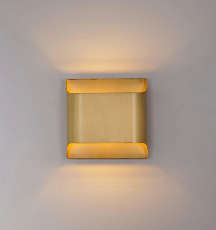 Leclerc Sconce - Yiarolight