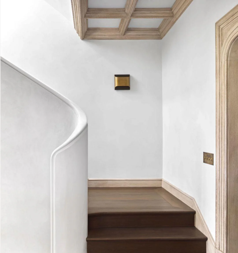 Leclerc Sconce - Yiarolight