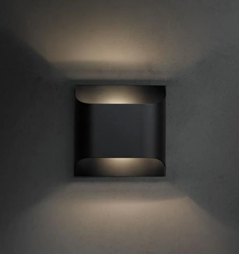 Leclerc Sconce - Yiarolight