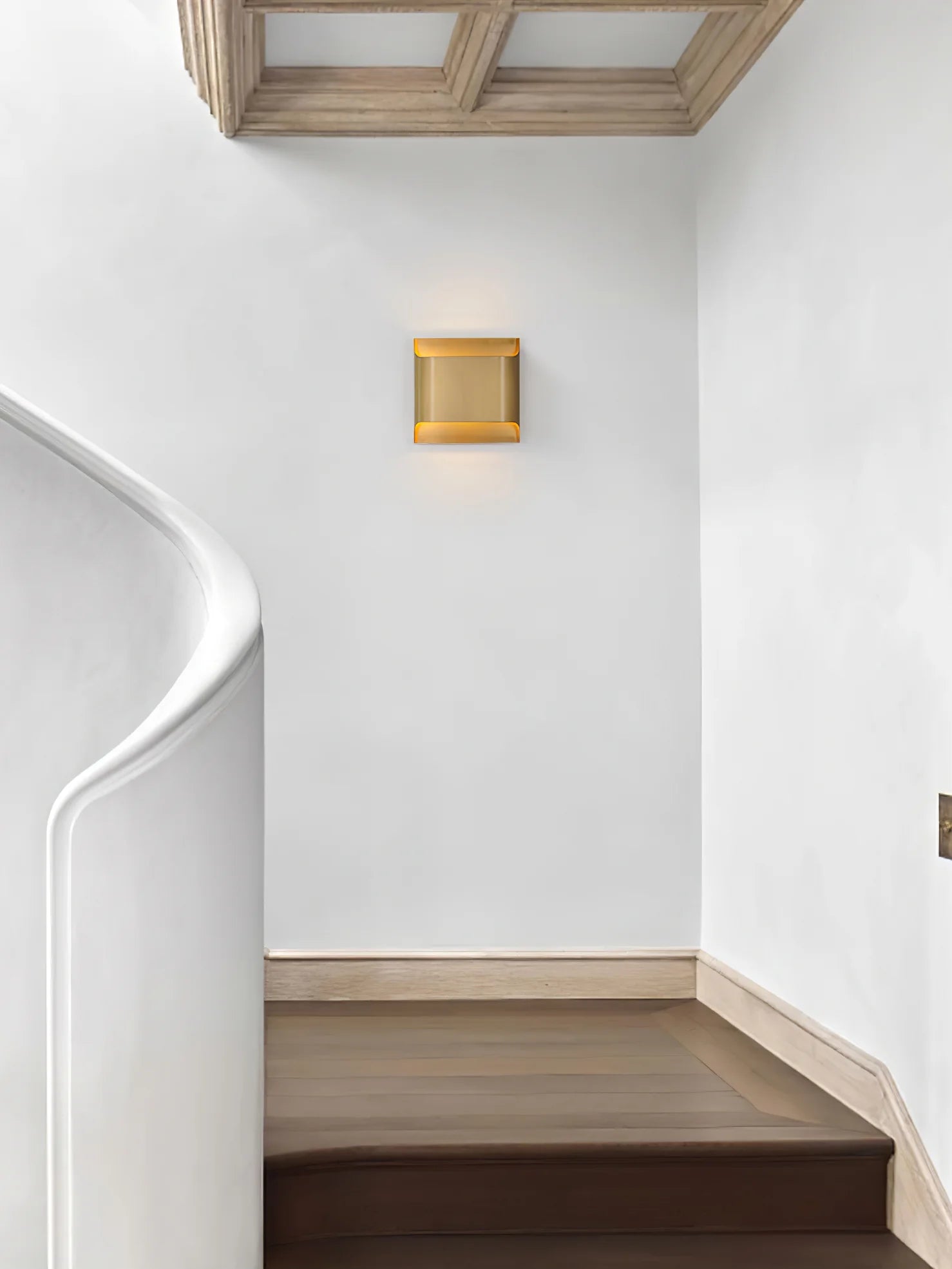 Leclerc Sconce - Yiarolight