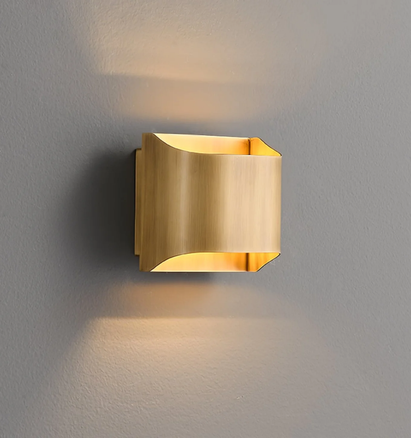Leclerc Sconce - Yiarolight