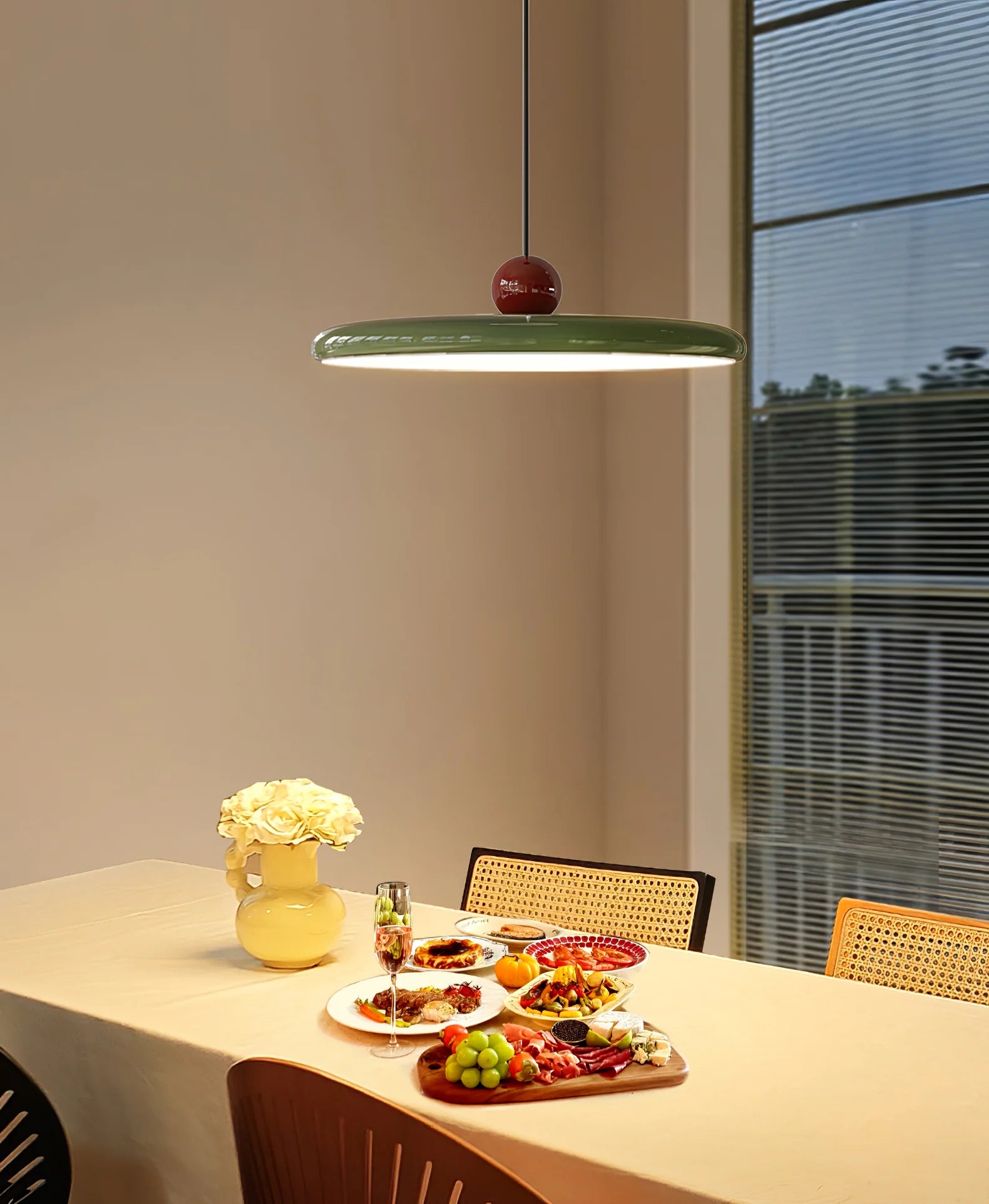 Lola Swing Pendant Lamp - Auraolight