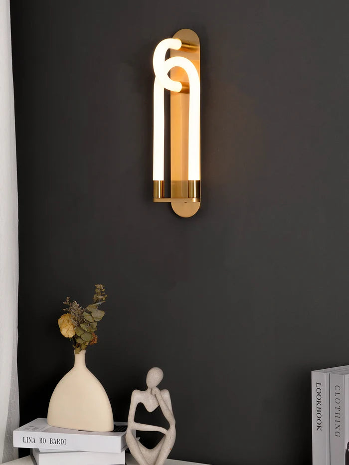 Loopi Wall Lamp - Yiarolight