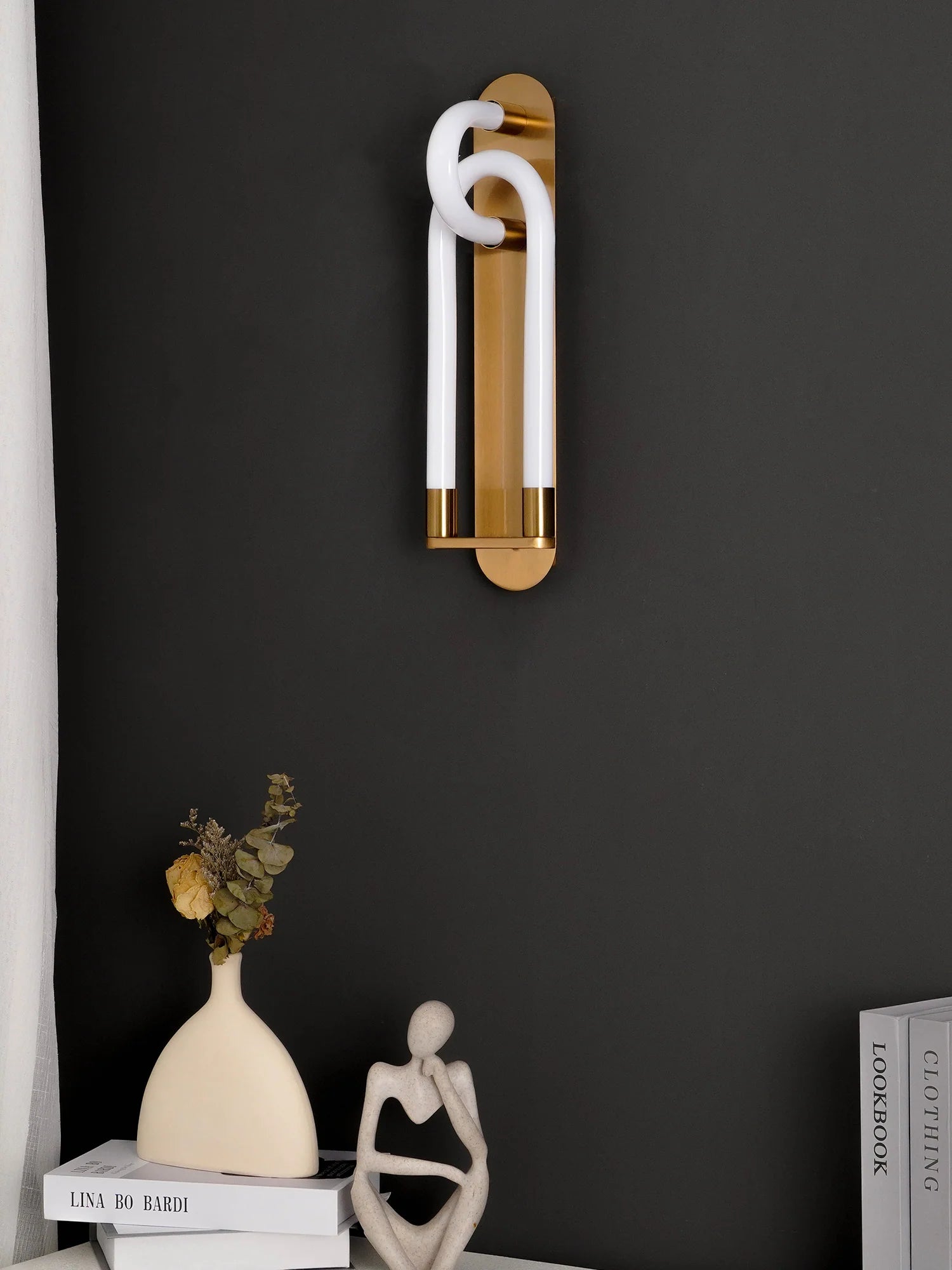 Loopi Wall Lamp - Yiarolight