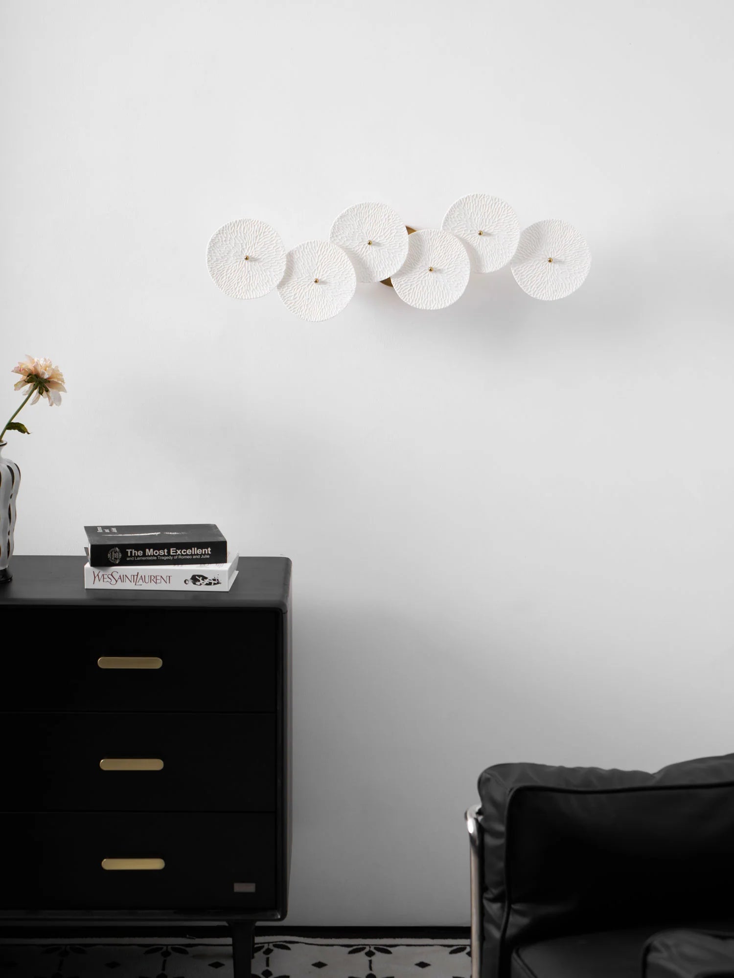 Lotus Petal Wall Lamp - Yiarolight