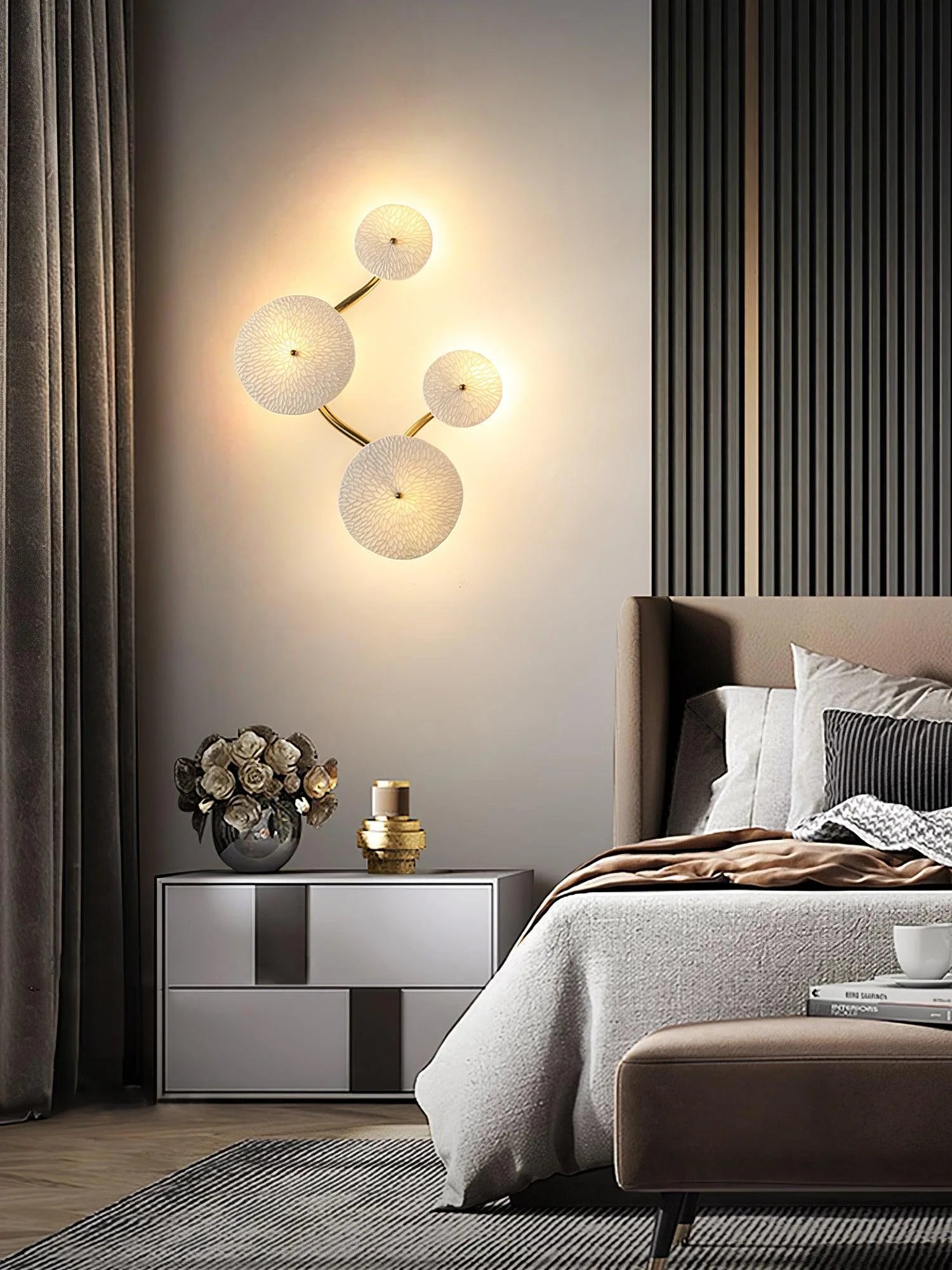 Lotus Petal Wall Lamp - Yiarolight