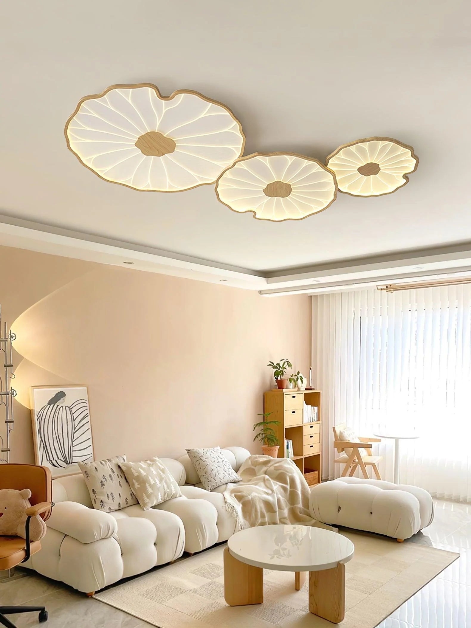 Lotus Leaf Acrylic Ceiling Lamp - Auraolight