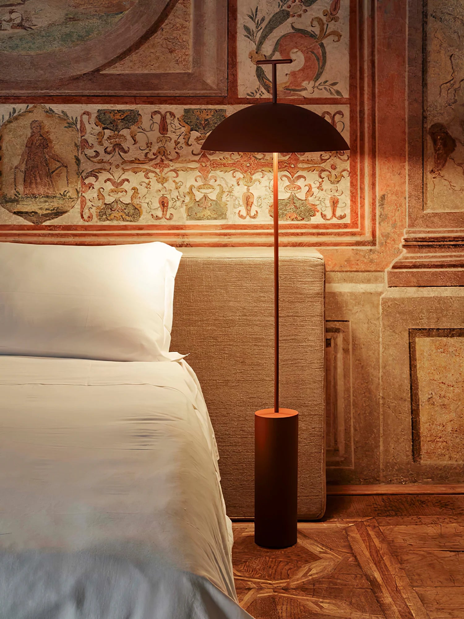 Monolith Dome Floor Lamp - Yiarolight