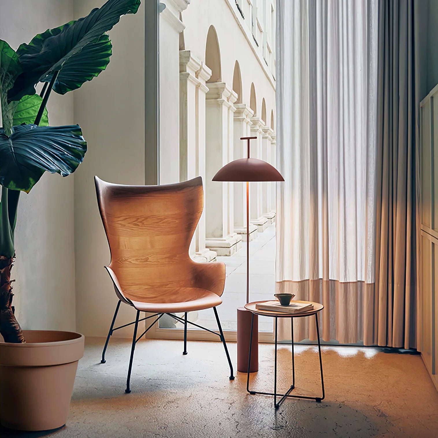Monolith Dome Floor Lamp - Yiarolight