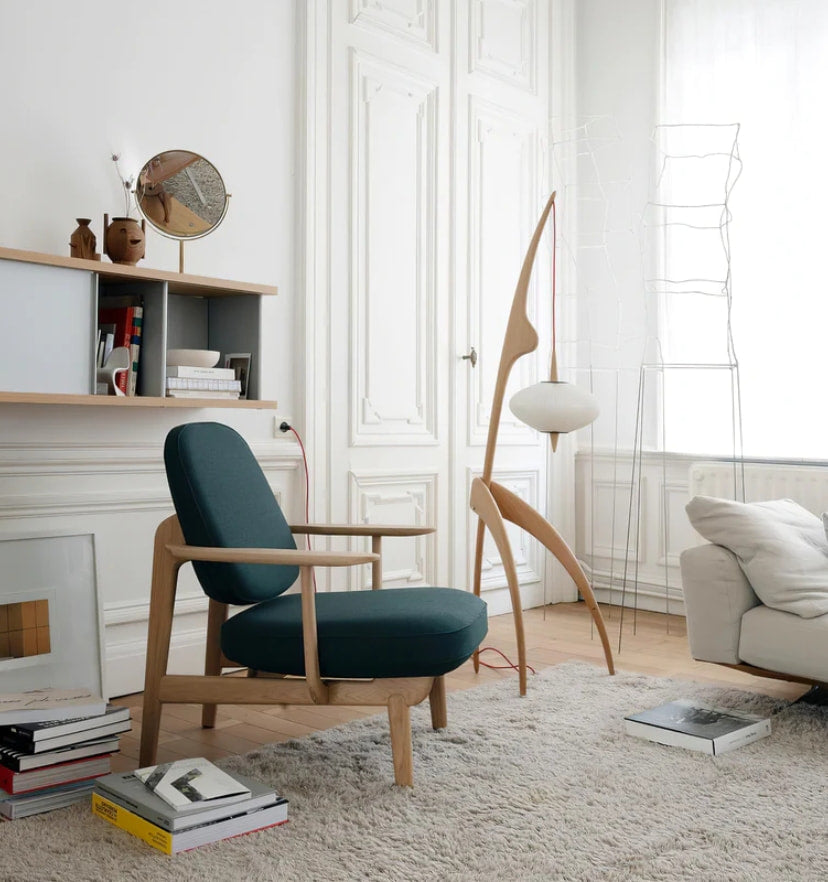 Mantis Wood Floor Lamp - Yiarolight