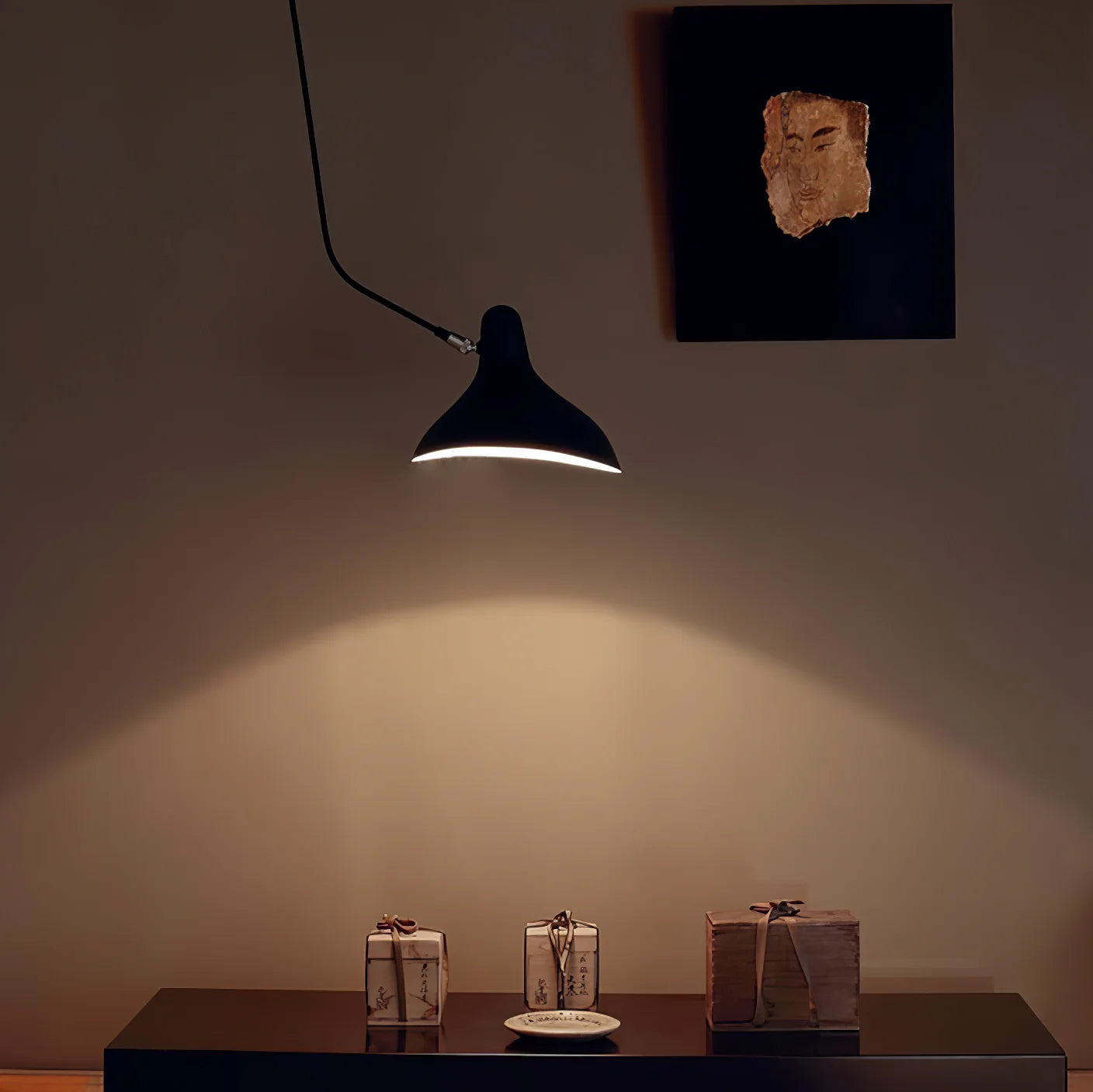 Mantis Arm Wall Lamp - Yiarolight