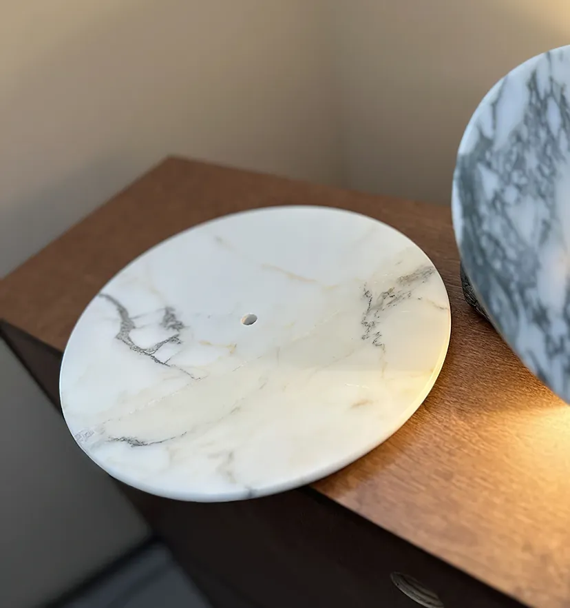 Messier Marble Rechargeable Wall Lamp - Yiarolight