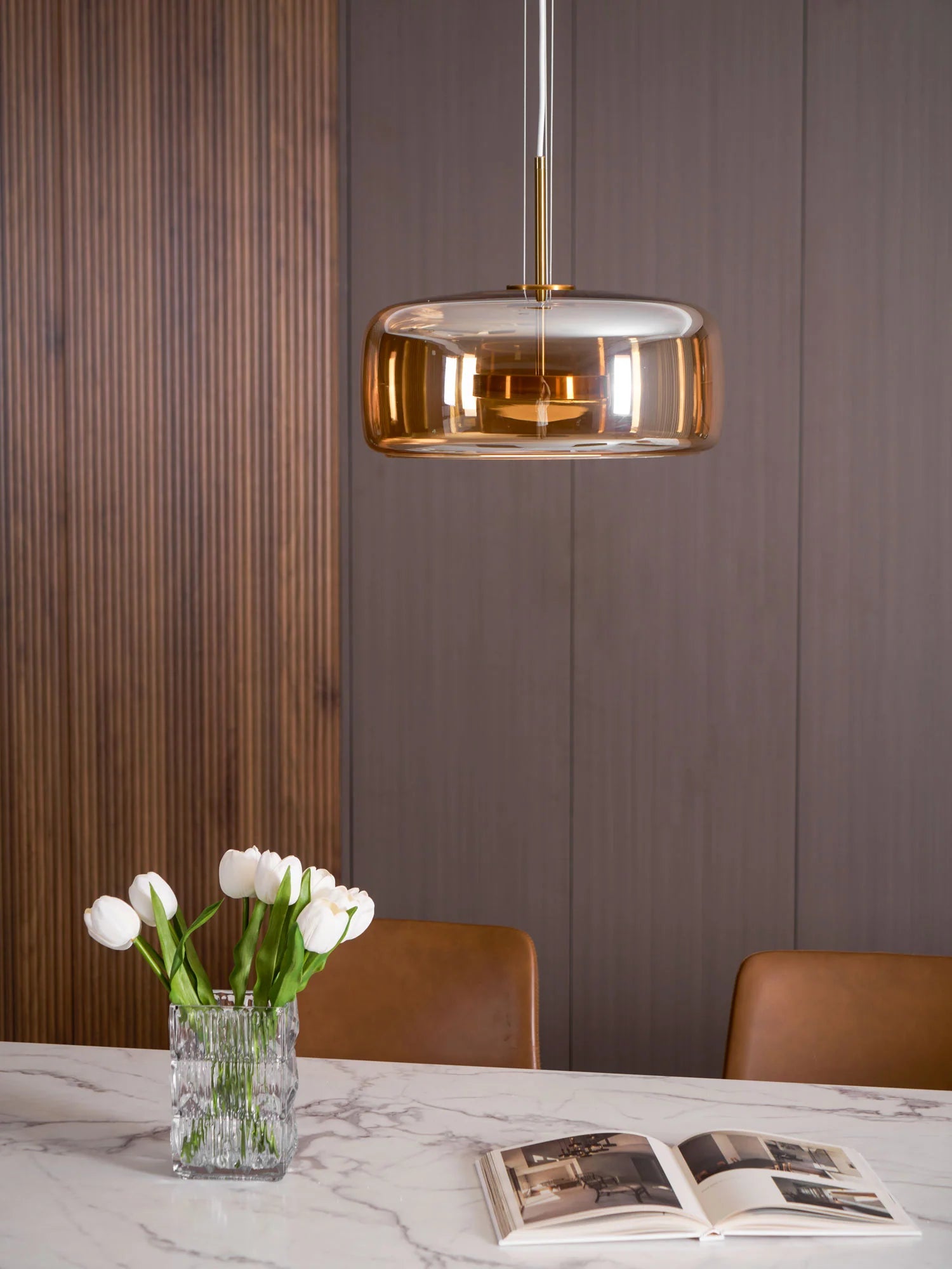 Metro Sphere Glass Pendant Lamp - Yiarolight