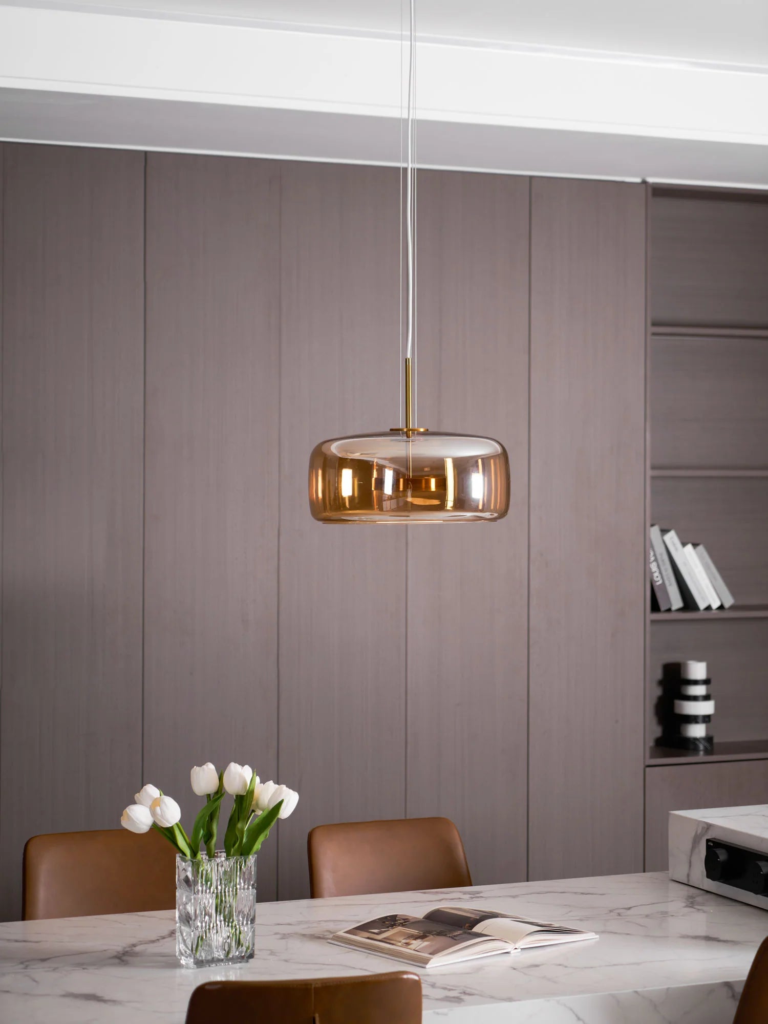 Metro Sphere Glass Pendant Lamp - Yiarolight