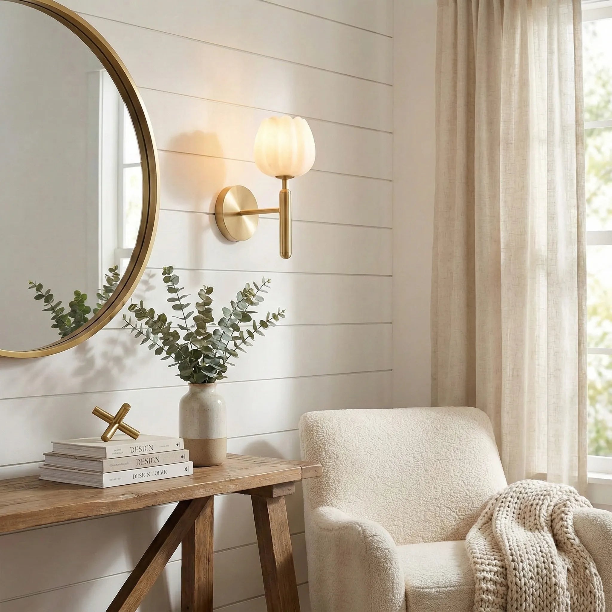 Mian Alabaster Wall Lamp