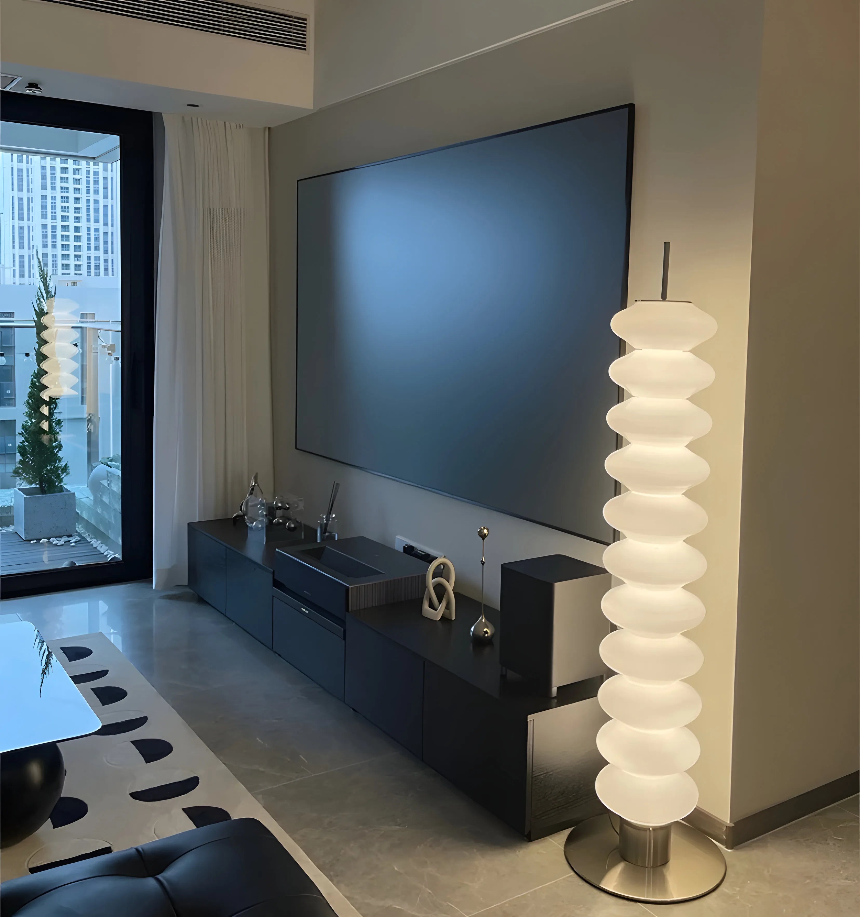 Milano Floor Lamp - Yiarolight