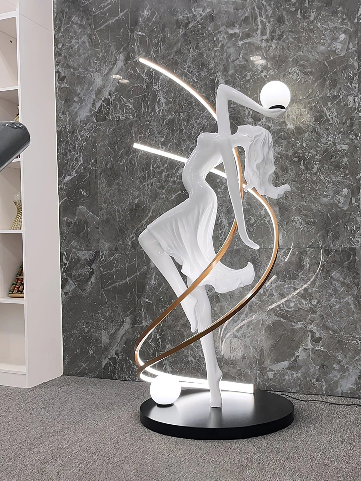Misha Goddess Statue Floor Lamp - Yiarolight