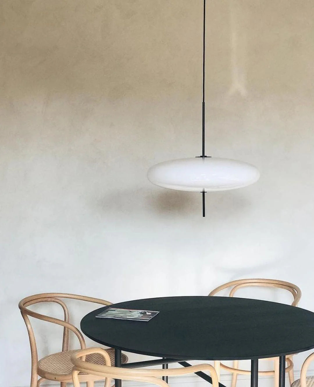 Model 2065 Pendant Lamp - Yiarolight