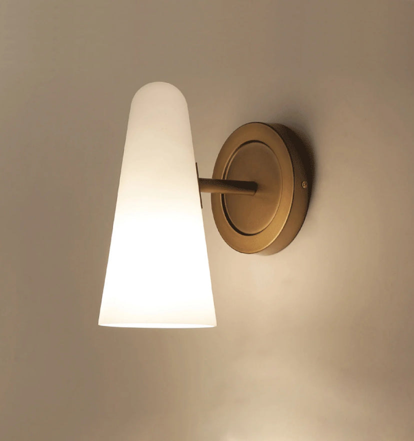 Montfaucon Wall Lamp - Yiarolight