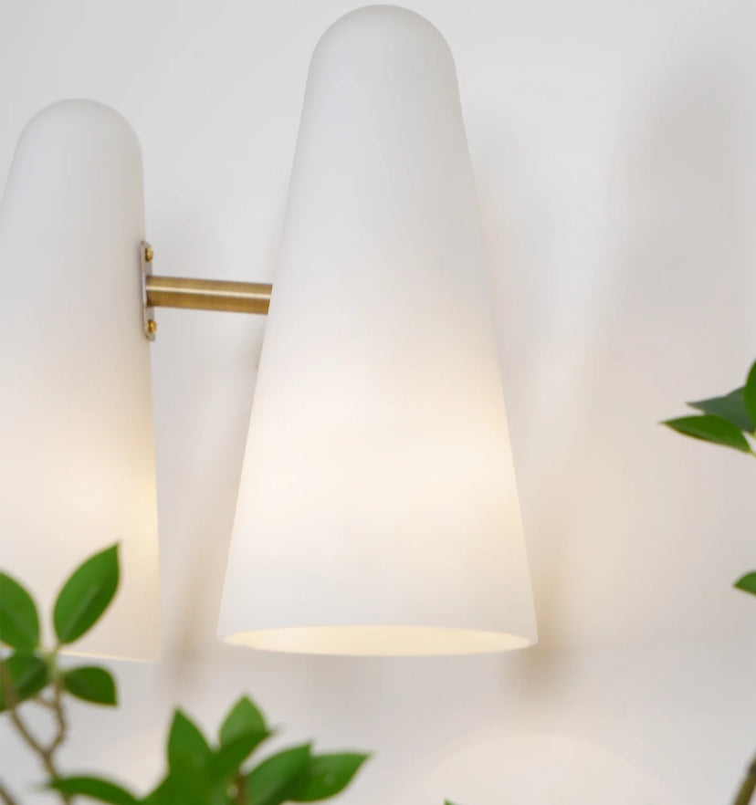 Montfaucon Wall Lamp - Yiarolight