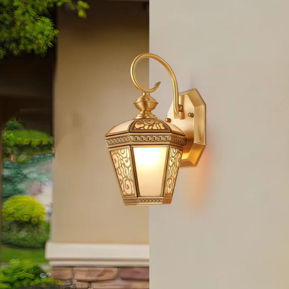 Montrose Outdoor Wall Light - Auraolight