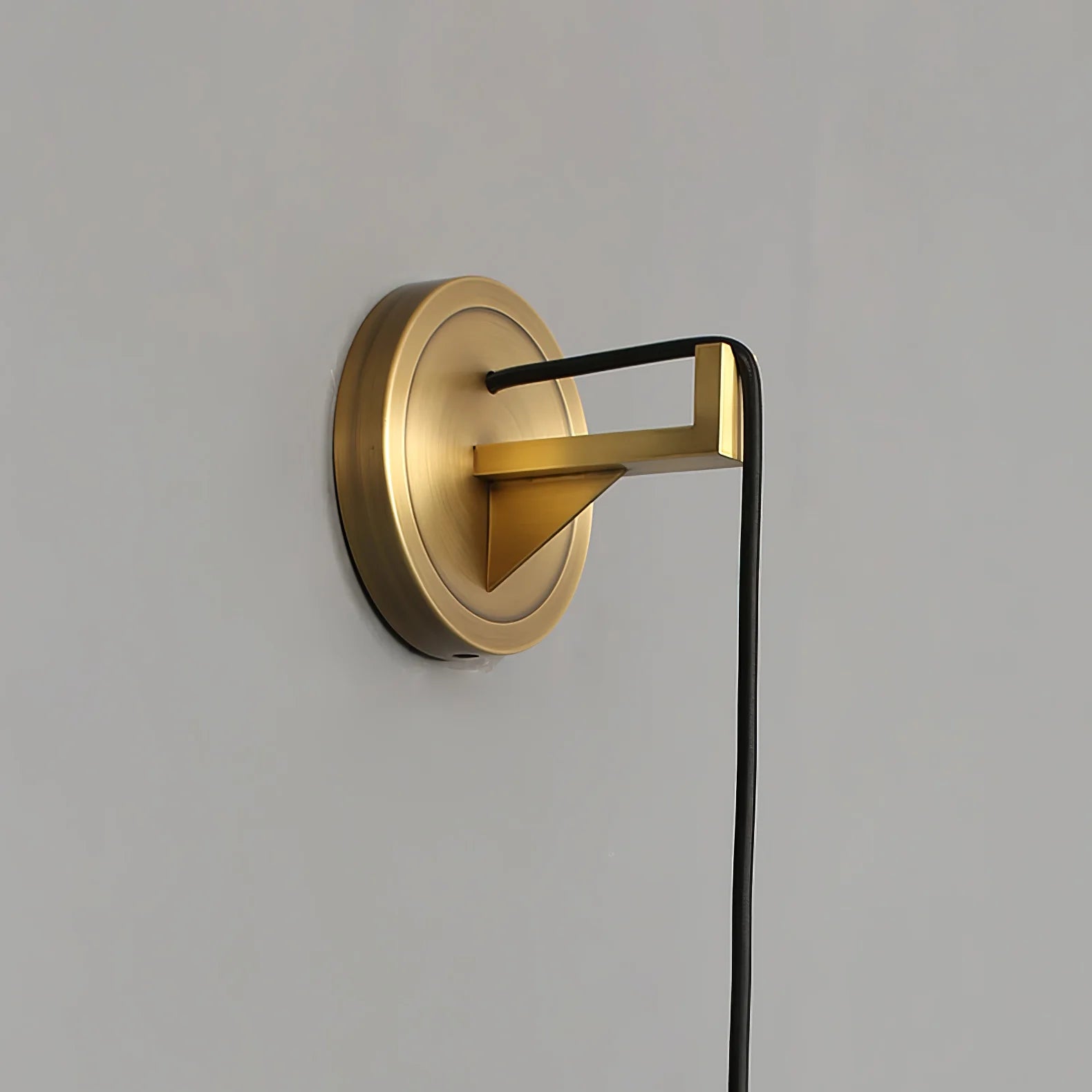 Monty Alabaster Wall Lamp