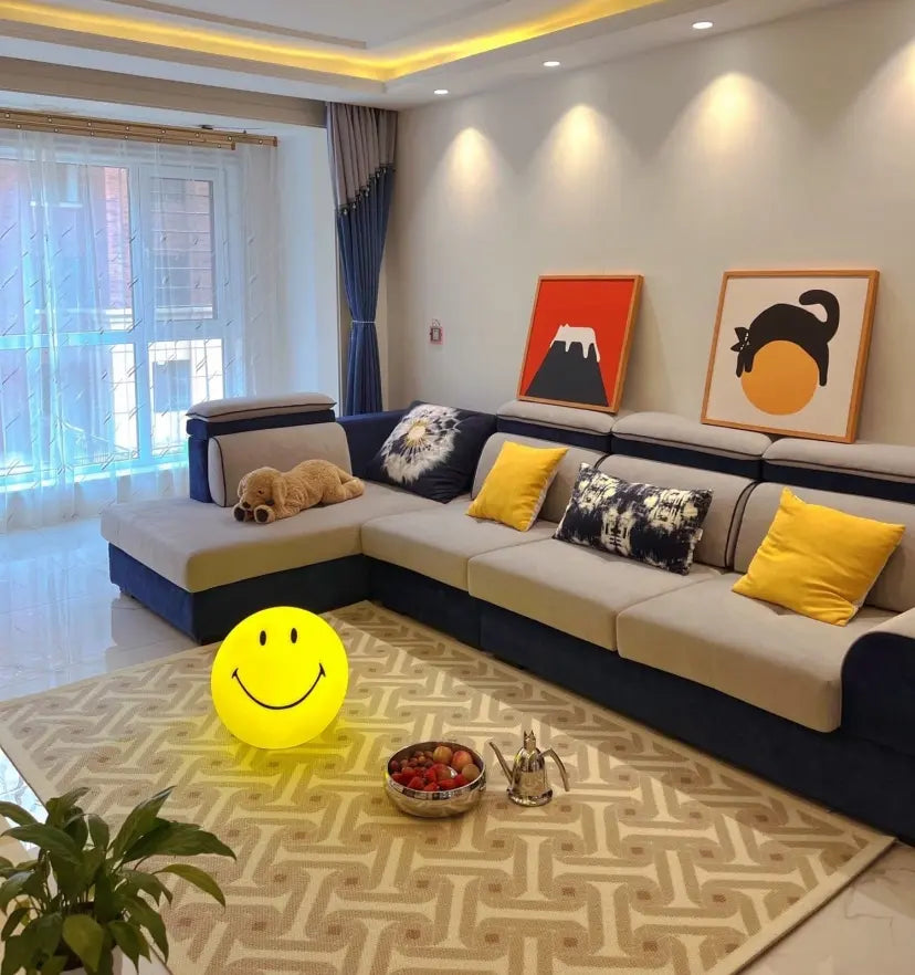 Smiling Table Lamp - Yiarolight